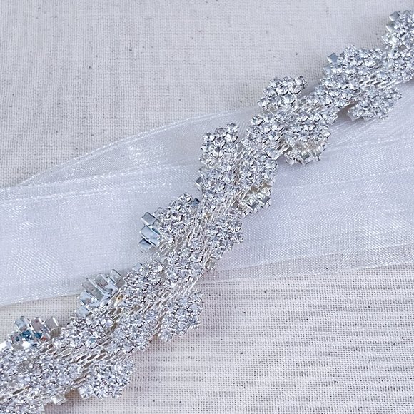 "Bliss" White Ribbon Geometric Sash - Picture 3 of 3